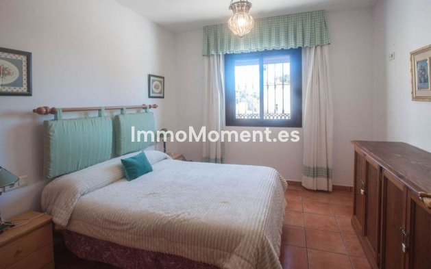 Revente - Villa - Estepona  - Estepona Centro