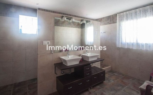 Revente - Villa - Estepona  - Estepona Centro