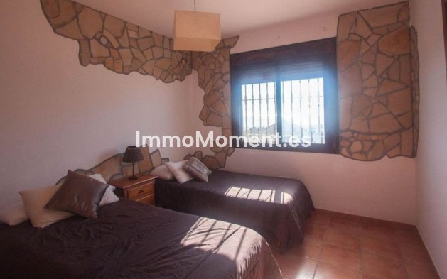 Revente - Villa - Estepona  - Estepona Centro