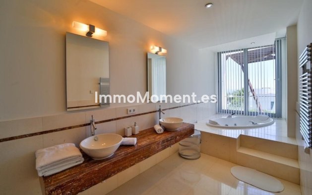 Revente - Villa - Marbella - Sierra Blanca