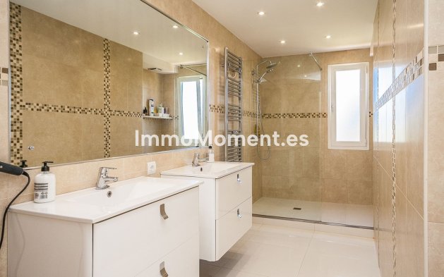 Revente - Villa - Estepona  - Estepona Centro