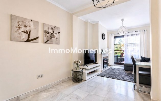 Resale - Apartment - Estepona - Hacienda del Sol