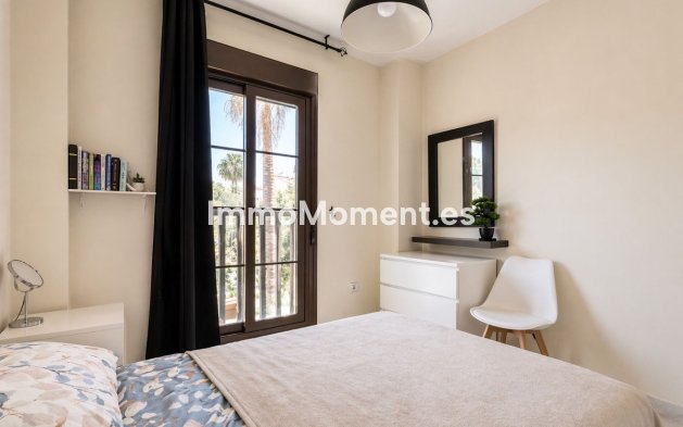 Resale - Apartment - Estepona - Hacienda del Sol