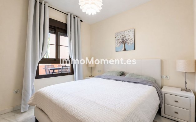 Resale - Apartment - Estepona - Hacienda del Sol