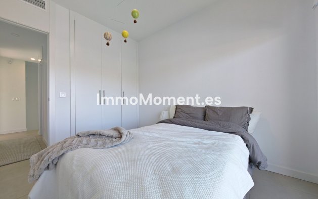 Resale - Villa - Estepona - Estepona Centro