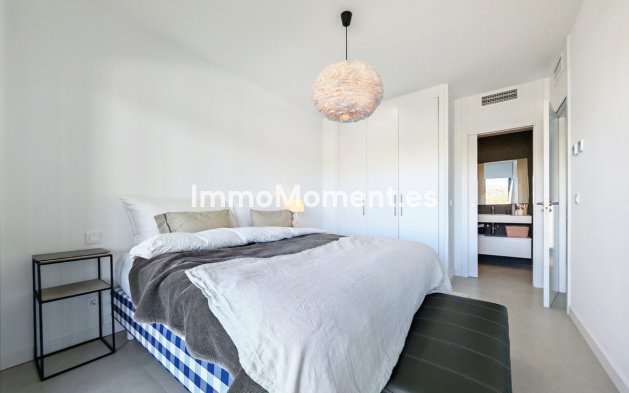 Resale - Villa - Estepona - Estepona Centro