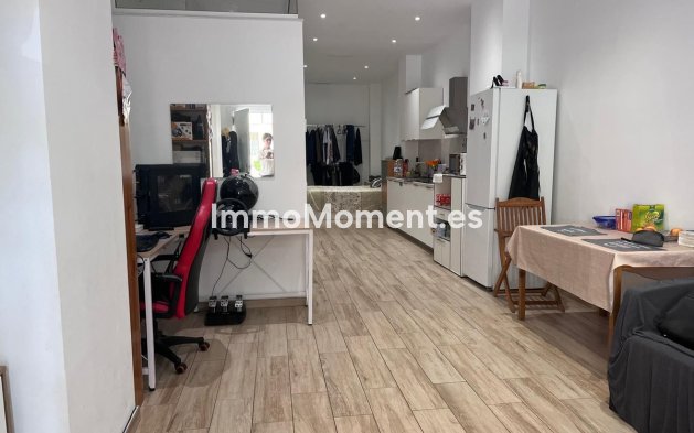 Resale - Apartment - Fuengirola - Los Boliches