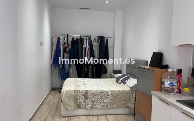Resale - Apartment - Fuengirola - Los Boliches
