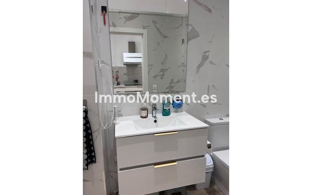 Resale - Apartment - Fuengirola - Los Boliches