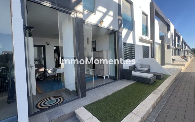Resale - Apartment - Orihuela - La Zenia