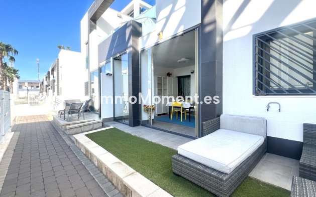 Resale - Apartment - Orihuela - La Zenia