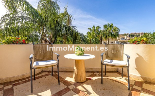 Revente - Appartement - Marbella - Nueva Andalucía