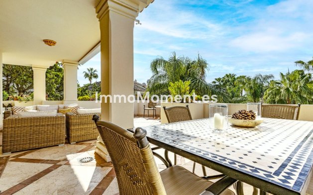 Revente - Appartement - Marbella - Nueva Andalucía