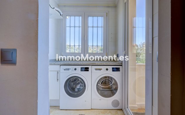 Revente - Appartement - Marbella - Nueva Andalucía