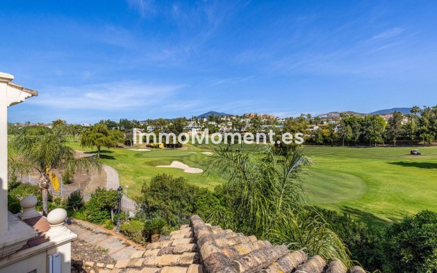 Revente - Appartement - Marbella - Nueva Andalucía