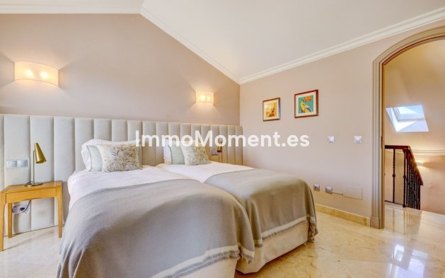 Revente - Appartement - Marbella - Nueva Andalucía
