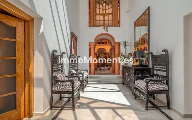 Resale - Villa - Benalmadena - Benalmadena Costa