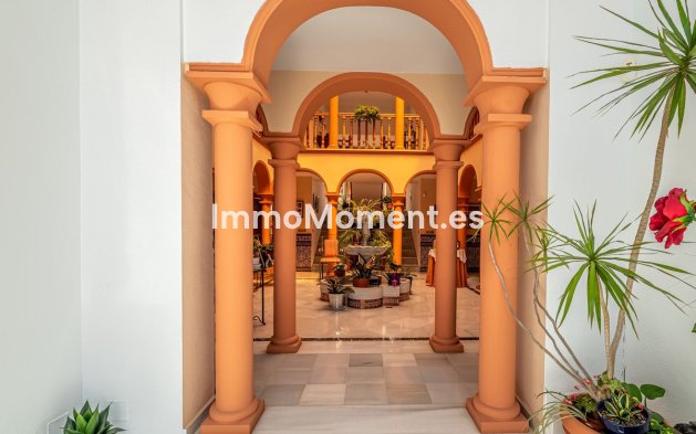 Resale - Villa - Benalmadena - Benalmadena Costa