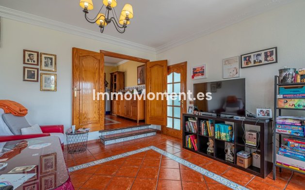 Resale - Villa - Benalmadena - Benalmadena Costa