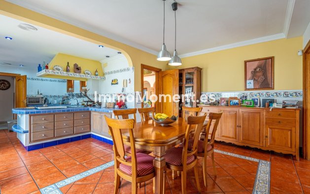Resale - Villa - Benalmadena - Benalmadena Costa