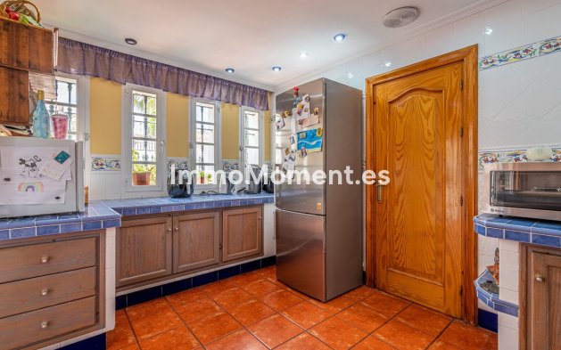 Resale - Villa - Benalmadena - Benalmadena Costa