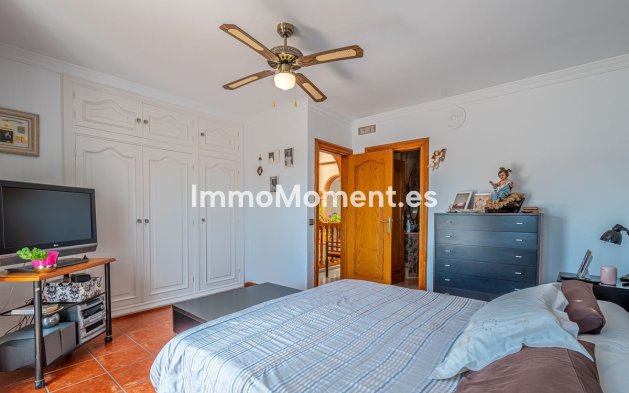 Resale - Villa - Benalmadena - Benalmadena Costa