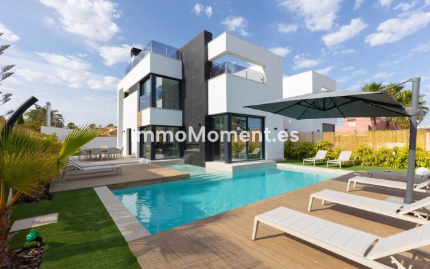 Bestaande woning - Villa - Torrevieja - Torrevieja Centro