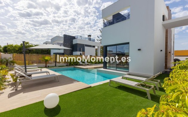 Bestaande woning - Villa - Torrevieja - Torrevieja Centro