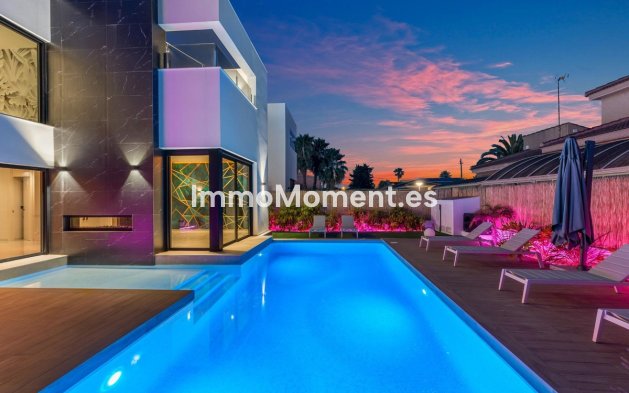 Bestaande woning - Villa - Torrevieja - Torrevieja Centro