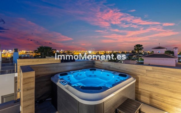 Bestaande woning - Villa - Torrevieja - Torrevieja Centro