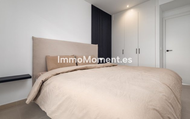 Resale - Apartment - Estepona - New Golden Mile