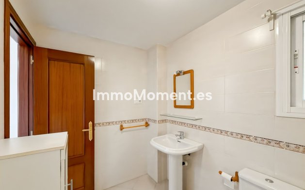 Resale - Apartment - Inland  - Almogía