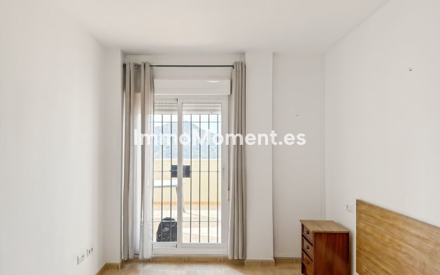 Resale - Apartment - Inland  - Almogía