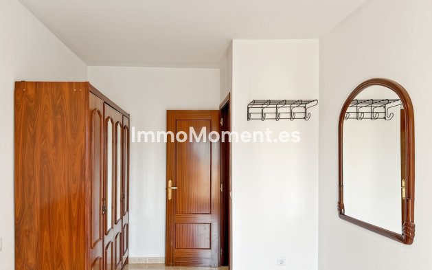 Resale - Apartment - Inland  - Almogía