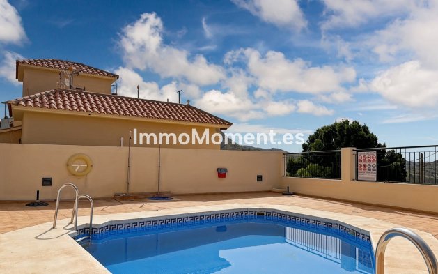 Resale - Apartment - Inland  - Almogía