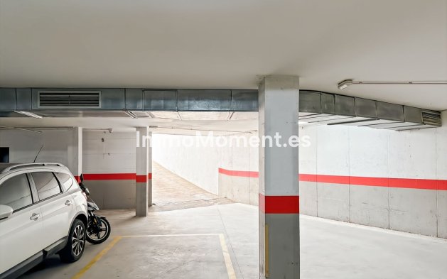 Resale - Apartment - Inland  - Almogía
