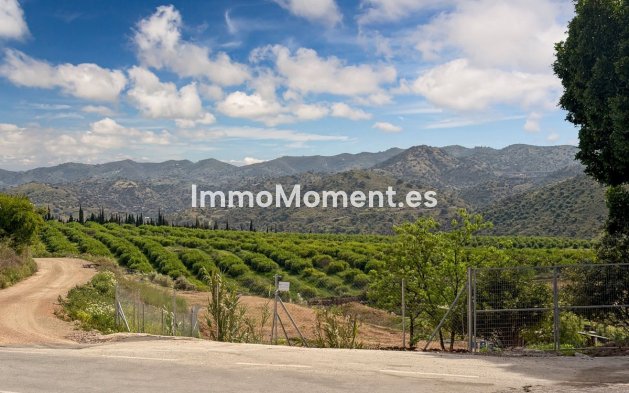 Resale - Apartment - Inland  - Almogía