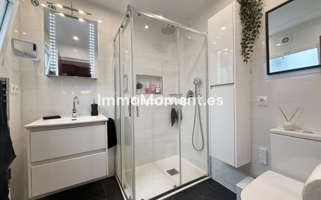 Revente - Maison mitoyenne - Estepona  - Estepona Centro