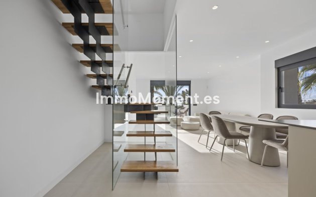 Resale - Apartment - El Paraiso - New Golden Mile