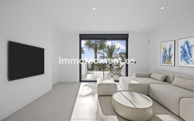 Resale - Apartment - El Paraiso - New Golden Mile