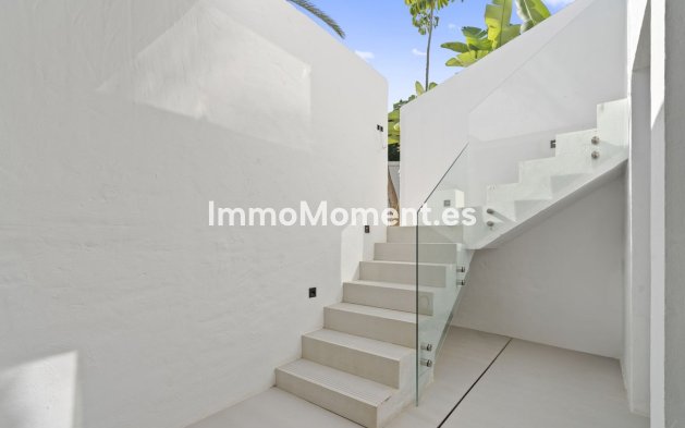 Resale - Apartment - El Paraiso - New Golden Mile