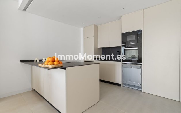 Resale - Apartment - El Paraiso - New Golden Mile