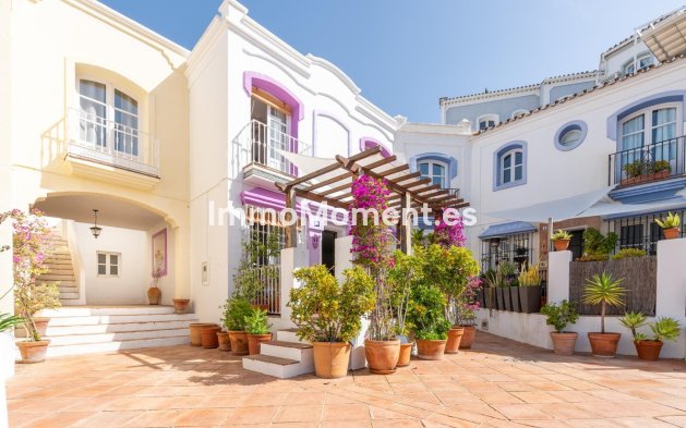 Resale - Townhouse - Benahavís - Benahavís Centro