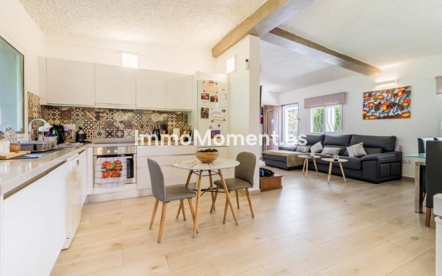 Revente - Villa - Estepona  - Estepona Centro