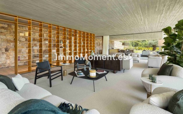 Resale - Villa - Benahavís - El Madroñal