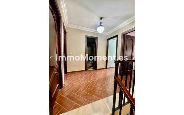 Resale - Townhouse - Inland  - Alhaurín el Grande Centro