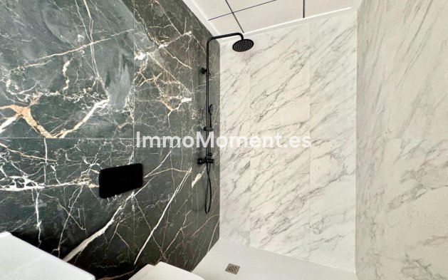 Wiederverkauf - Villa - Orihuela - Orihuela Costa