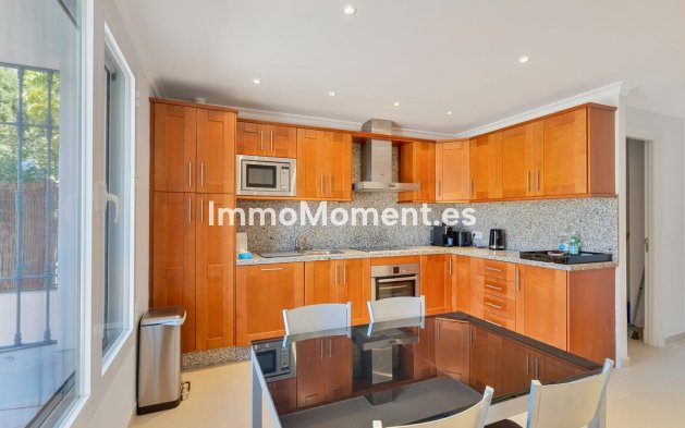 Revente - Maison mitoyenne - Estepona  - Atalaya