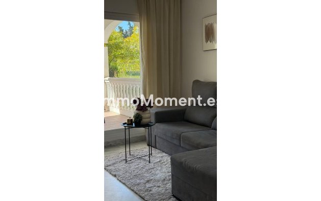 Revente - Appartement - Marbella - Nueva Andalucía