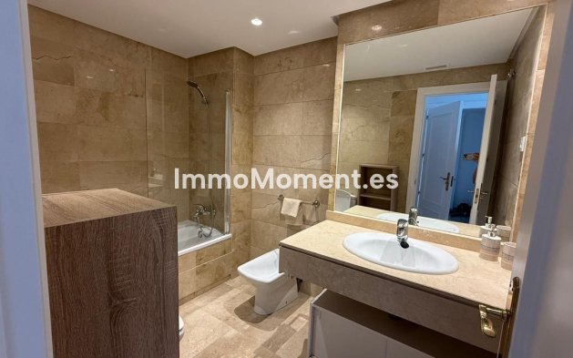Revente - Appartement - Marbella - Nueva Andalucía